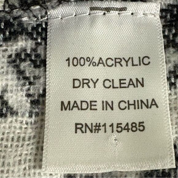 Infinity Scarf Chic Black Gray White Floral Fringe. - Picture 6 of 10